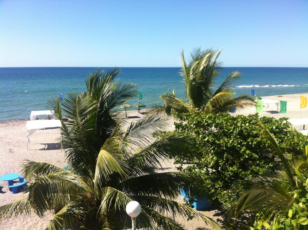 Rama International Beach Resort Botolan Exterior photo