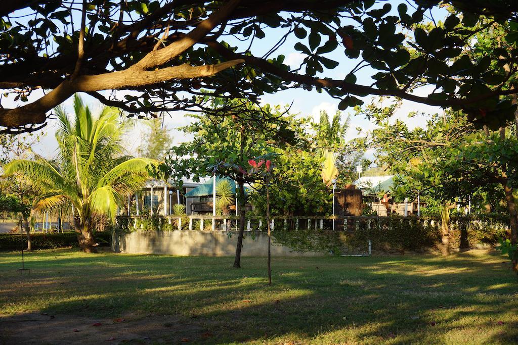 Rama International Beach Resort Botolan Exterior photo